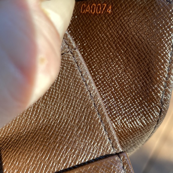 LOUIS VUITON Damier Ebene Brown Check Leather Zippy Compact WALLET EUC - Picture 11 of 17